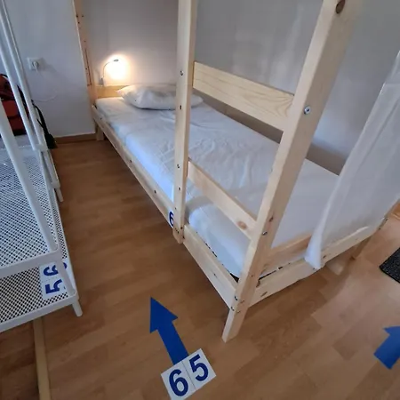 Hostel La Marina Di Lefkas *