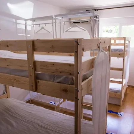 La Marina Di Lefkas Hostel *